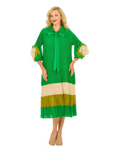 Notch Collar Color Block Shirt Dress in Pleats