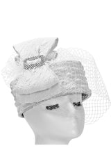 Popcorn Fabric Pill Box w/ Bow & Veil